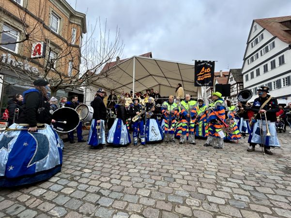 Gestern gab es auf dem Leonberger Marktplatz ...